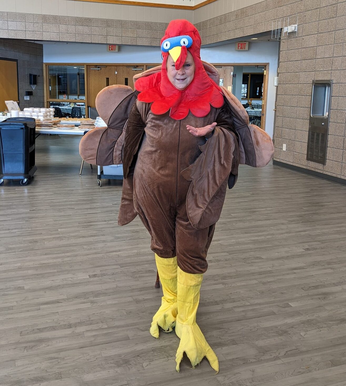 elk river community thanksgiving mascot